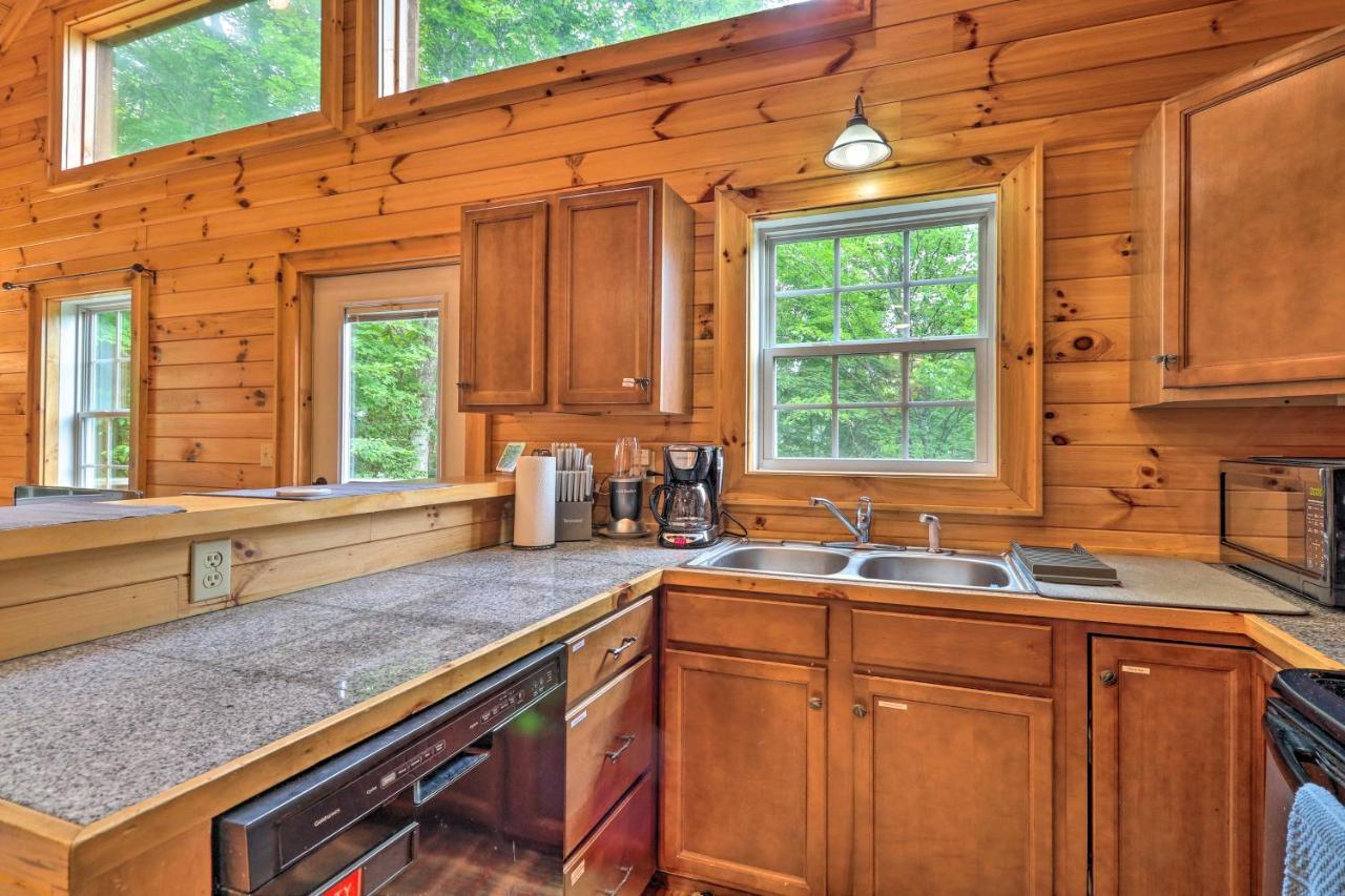 Cozy Boone Cabin With Deck Close To Downtown! 外观 照片